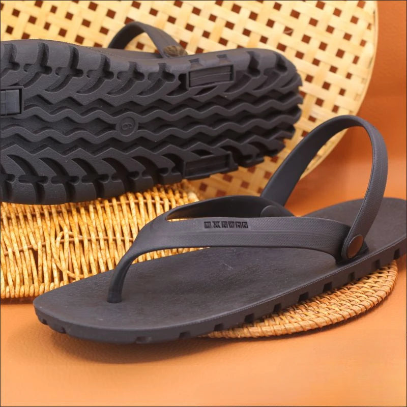 Summer Outdoor Beach Casual Sandals for Men Sport Slippers Non-slip Breathable Men's Sandals Garden Slippers calzado hombre