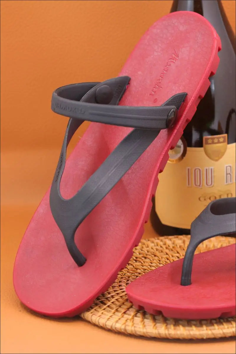 Summer Outdoor Beach Casual Sandals for Men Sport Slippers Non-slip Breathable Men's Sandals Garden Slippers calzado hombre