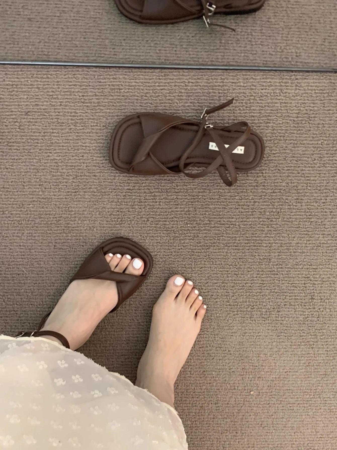 Women's Sandals Summer 2025 New Flat Rubber Sole Comfortable Sandals Breathable Fashion Luxury Outdoor Beach Women's Shoes