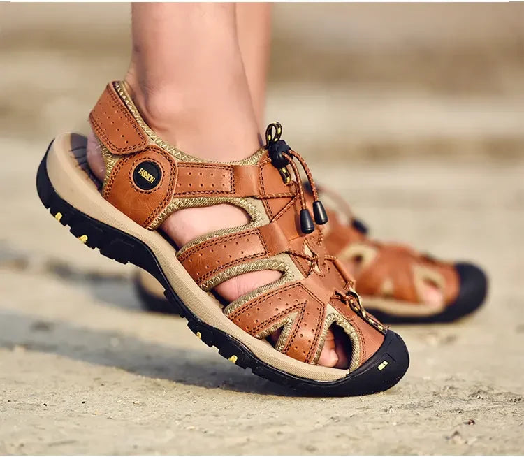 Summer Sandals Men's Baotou Beach Shoes Soft Soled Leather Anti Slip Outdoor Hollow Breathable Daily Casual Men's Shoes Slippers