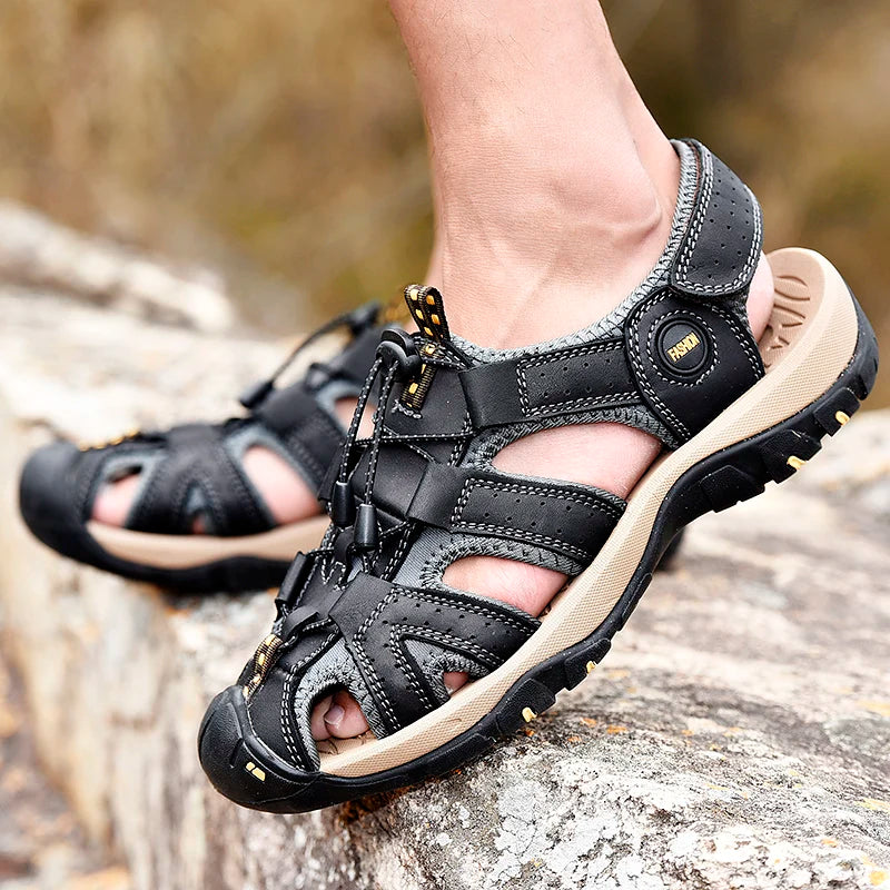 Summer Sandals Men's Baotou Beach Shoes Soft Soled Leather Anti Slip Outdoor Hollow Breathable Daily Casual Men's Shoes Slippers