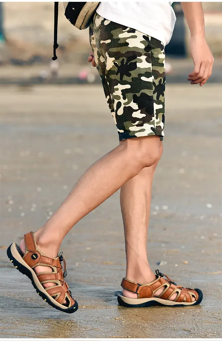 Summer Sandals Men's Baotou Beach Shoes Soft Soled Leather Anti Slip Outdoor Hollow Breathable Daily Casual Men's Shoes Slippers