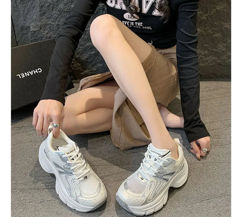 Sneakers for Women 2026 New Style Thick Sole Retro Breathable Lightweight Autumn Height Increasing Casual Sports Shoes Trend