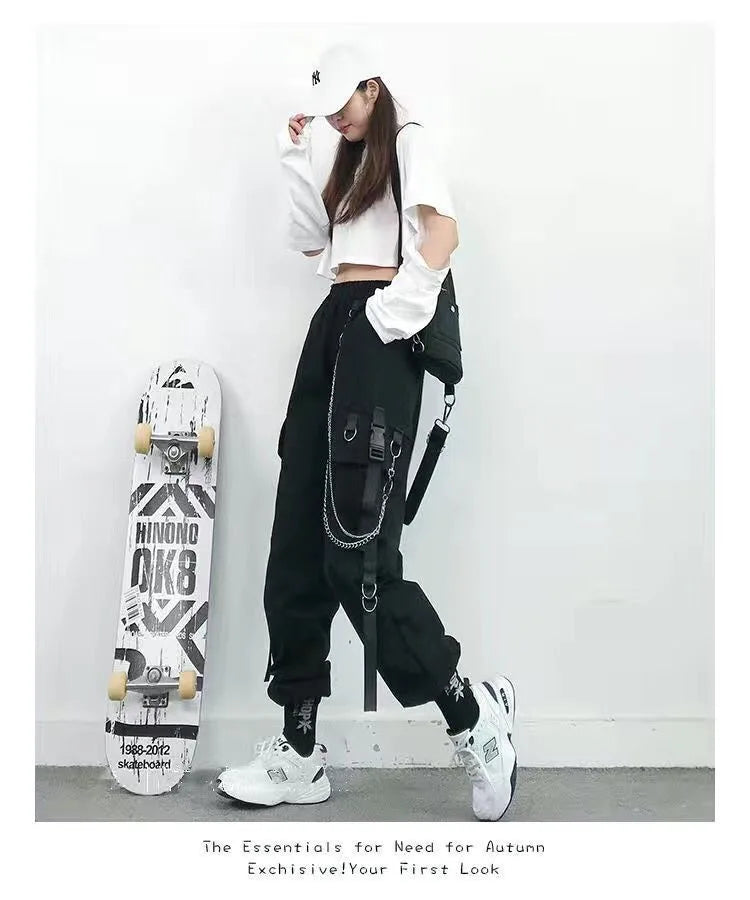 Black Cargo Pants for Women Techwear Female Goth Joggers with Chain Casual Trousers Hip Hop Sweaatpants Loose Street Rock Style