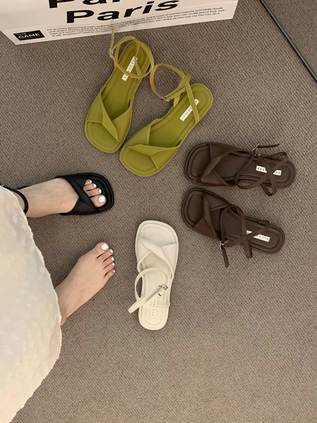 Women's Sandals Summer 2025 New Flat Rubber Sole Comfortable Sandals Breathable Fashion Luxury Outdoor Beach Women's Shoes